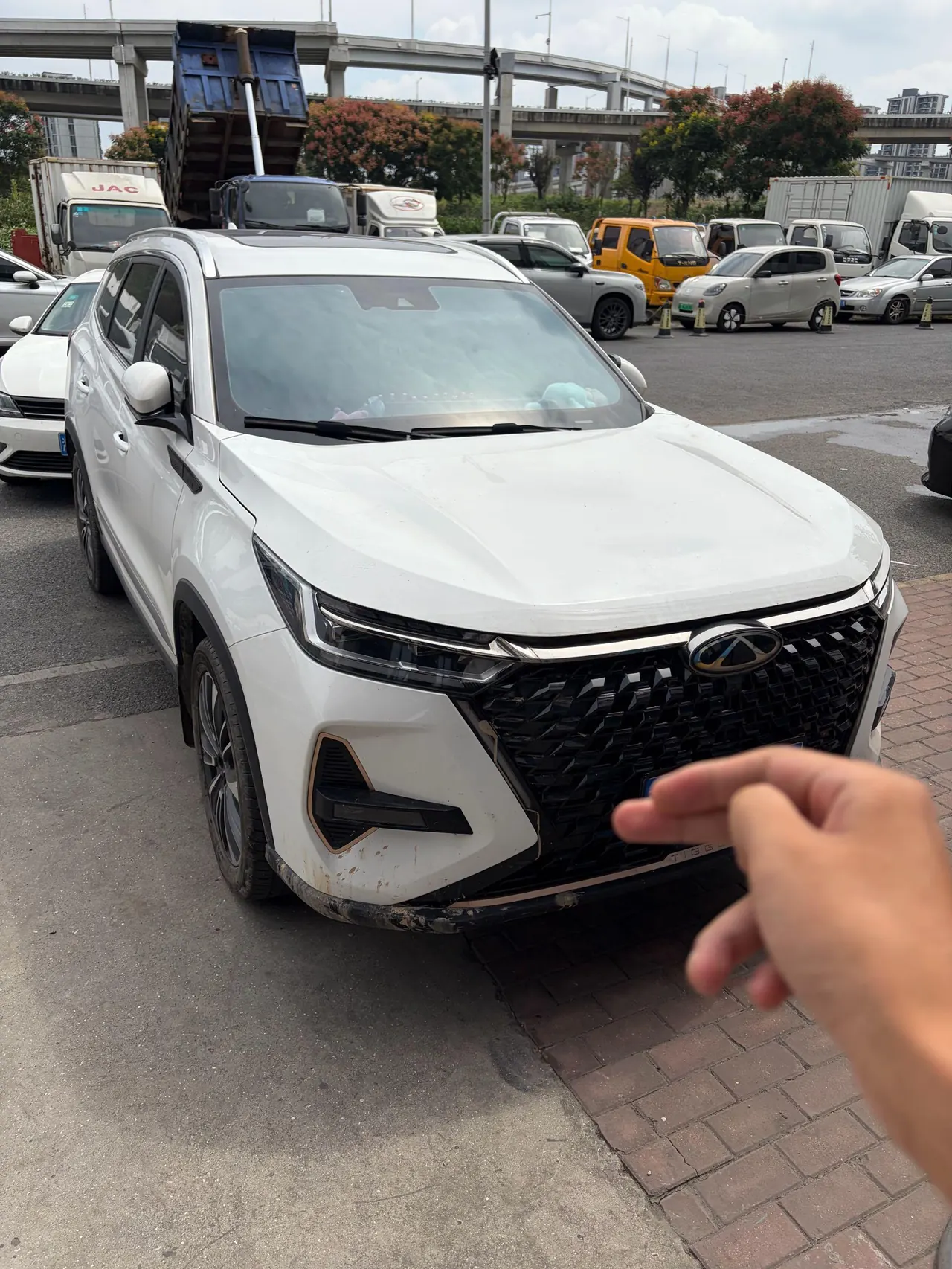 Chery 2022 Ruihu 8 PRO 2.0T 390T 4-wheel drive storm version 5-seat automatic gear 2