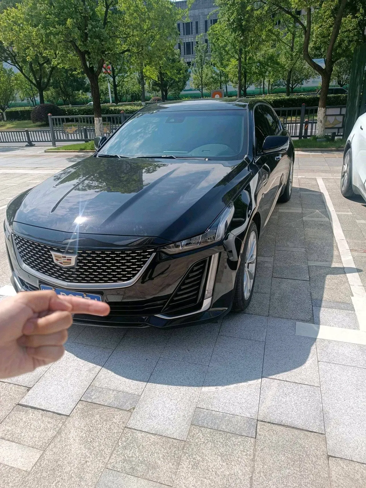 Open image lightbox: Cadillac 2022 CT5 2.0T 28T luxury automatic gear