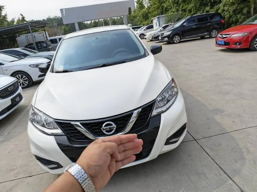 Nissan 2021 Tiida 1.6 Stepless Cool Edition Automatic Gear 2