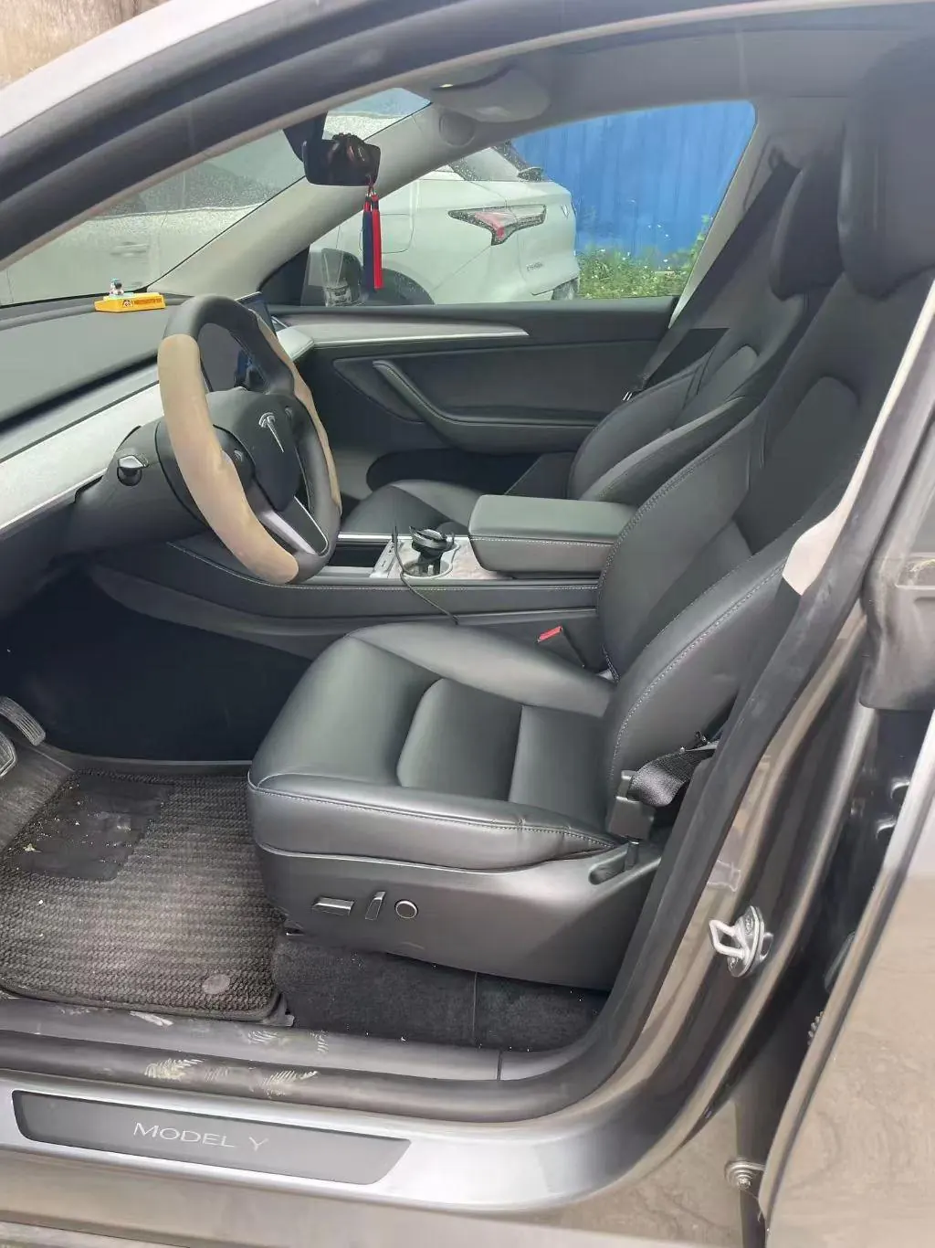 Tesla 2023 Model Y rear-wheel drive version automatic transmission 4