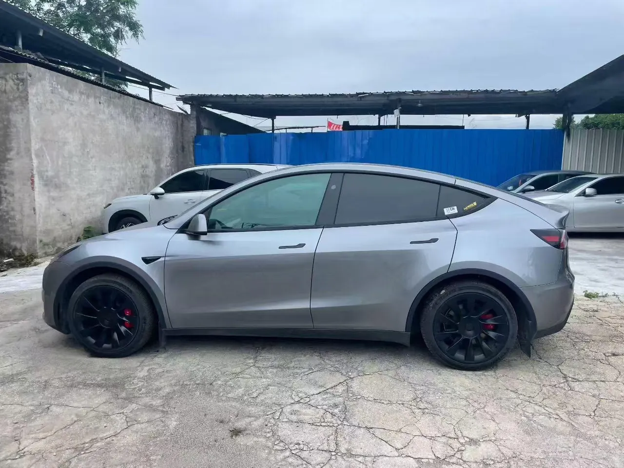 Tesla 2023 Model Y rear-wheel drive version automatic transmission 9