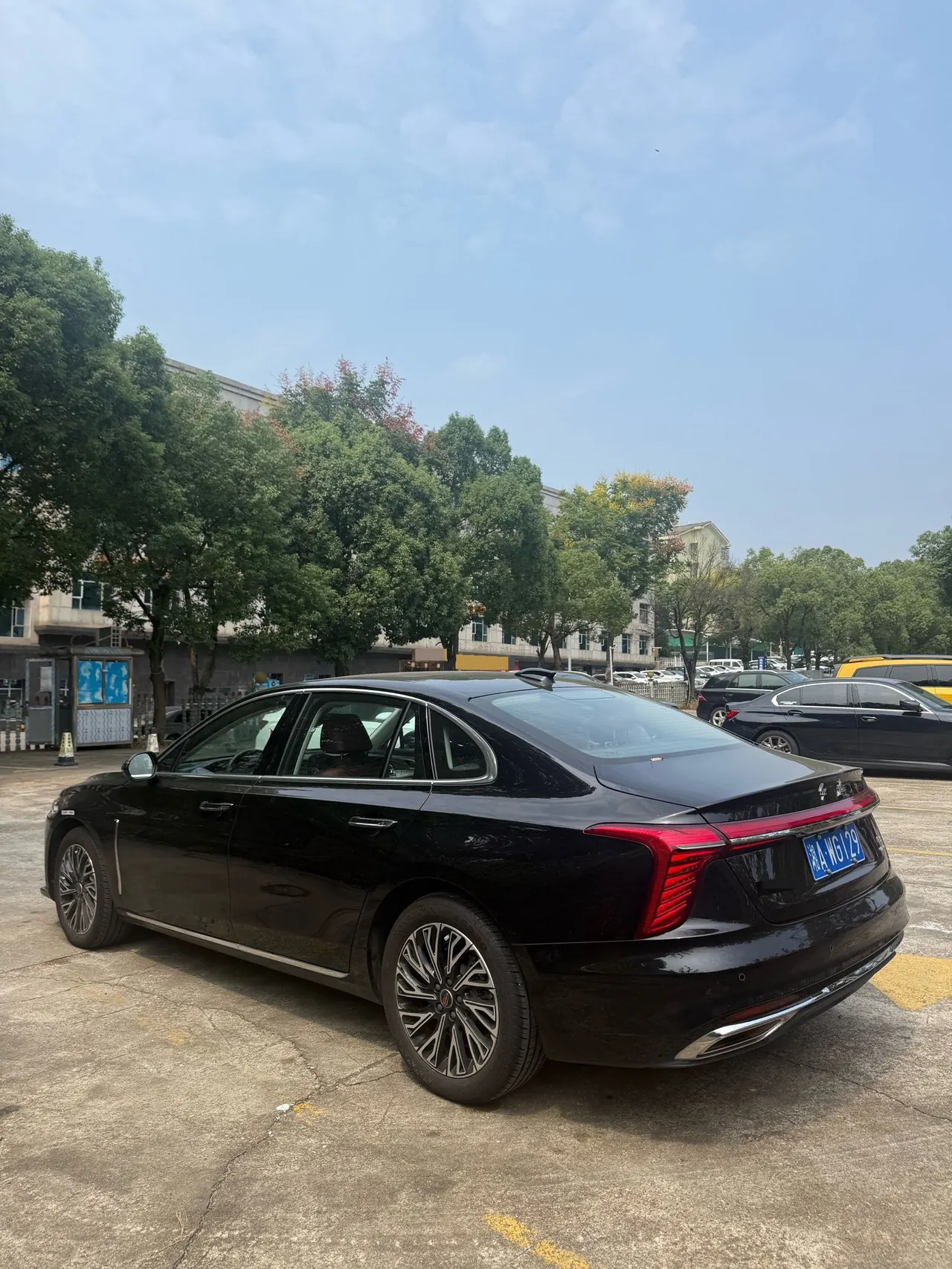 HongQi 2025 H5 2.0T Flag Chang 500000 Commemorative Automatic Gear 6
