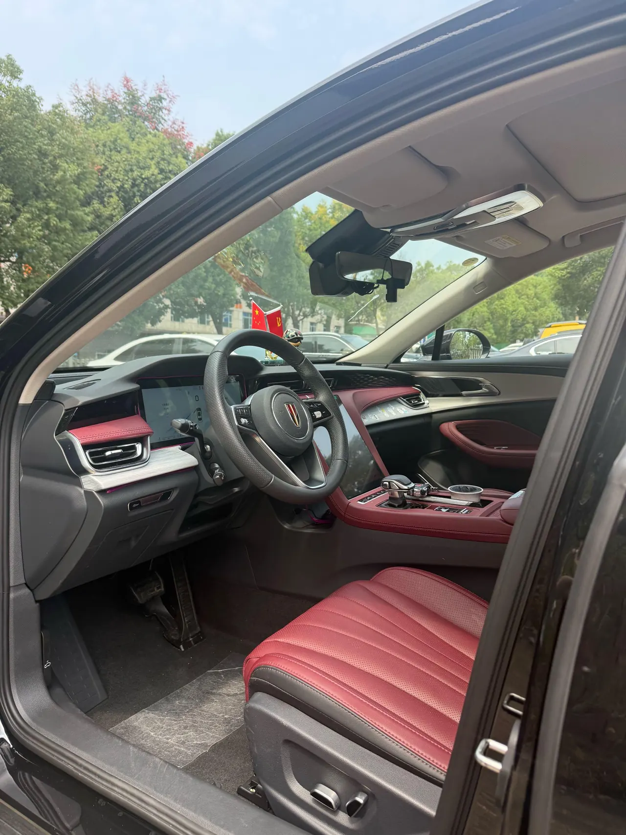 HongQi 2025 H5 2.0T Flag Chang 500000 Commemorative Automatic Gear 8