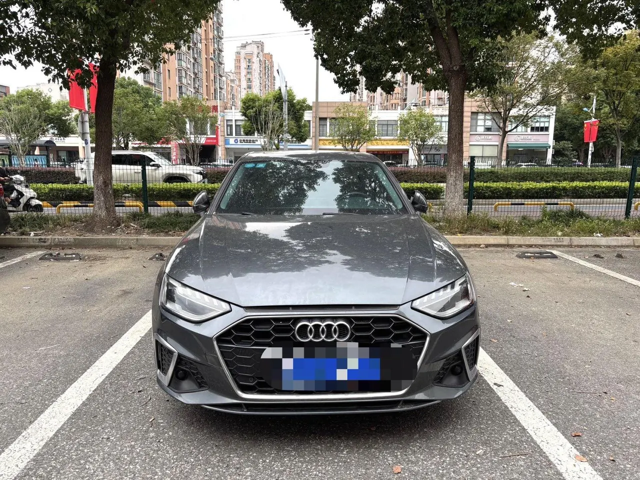 Audi 2020 A4L 2.0TFSI 40TFSI Fashion Dynamic Automatic 2