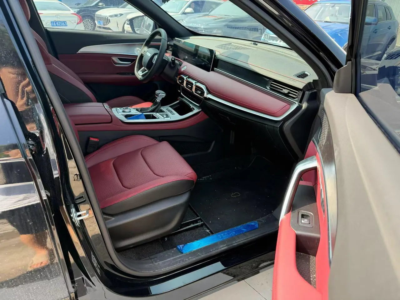 Jetour 2026 X70 PLUS 1.5T Comfortable 5-seat Automatic Gear 3
