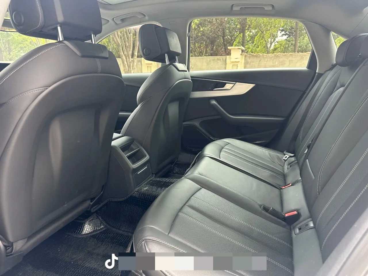 Audi 2020 A4L 2.0TFSI 40TFSI Deluxe Dynamic Automatic 4