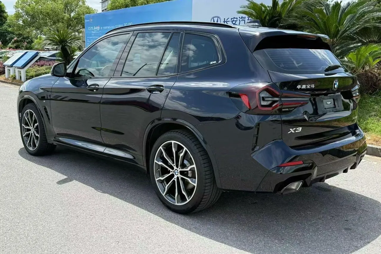 BMW 2022 X3 xDrive25i 2.0T M sports suit automatic gear 3