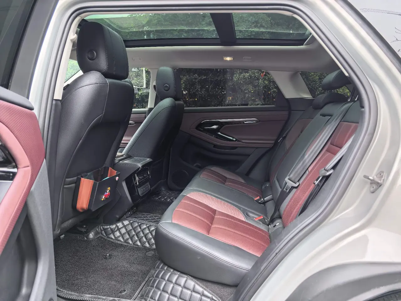 Land Rover 2022 Range Rover Aurora L 48V 2.0T 249PS R-Dynamic Deluxe Automatic Gear 6