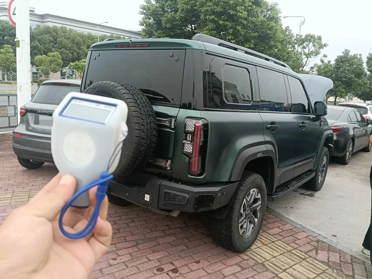 Beijing 2024 BJ40 2.0D Blade Hero Edition Crossing Automatic Gear 2