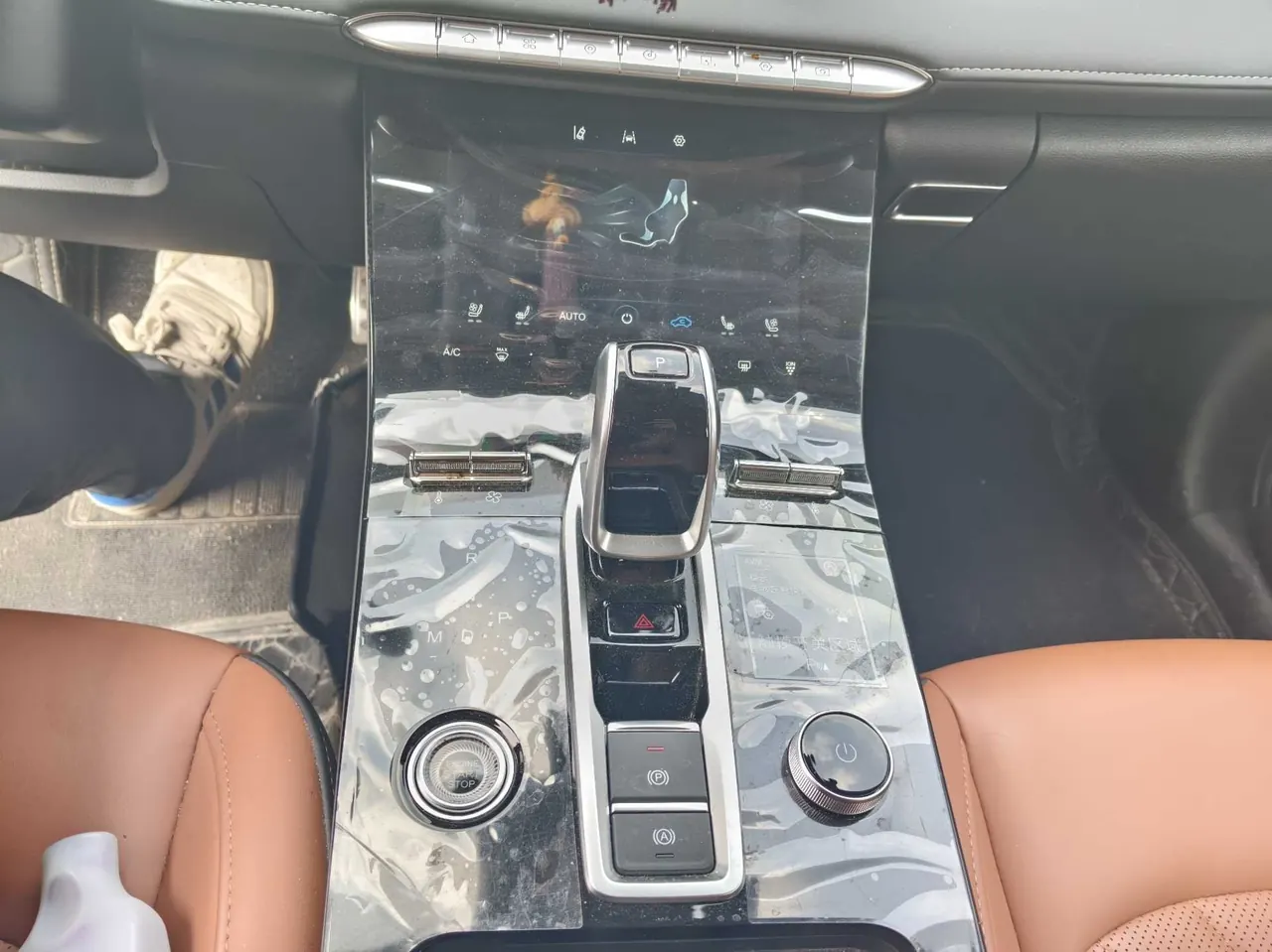 Chery 2021 Ruihu 8 PLUS 1.6TGDI 290TGDI Hao Yao Edition 6-seat Automatic Gear 3