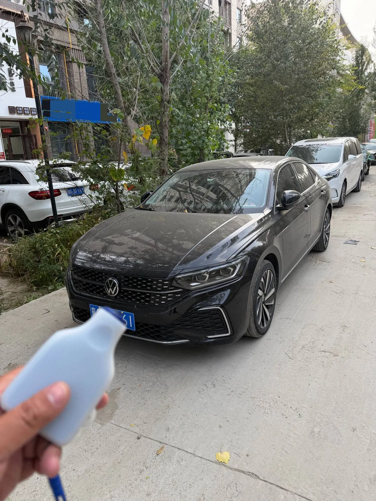 打开图片灯箱:Volkswagen 2022 Passat 2.0TSI 330TSI Star Deluxe Edition Automatic Transmission
