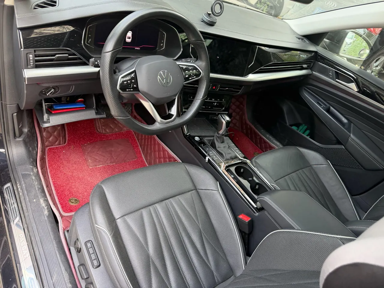 Volkswagen 2022 Passat 2.0TSI 330TSI Star Deluxe Edition Automatic Transmission 3