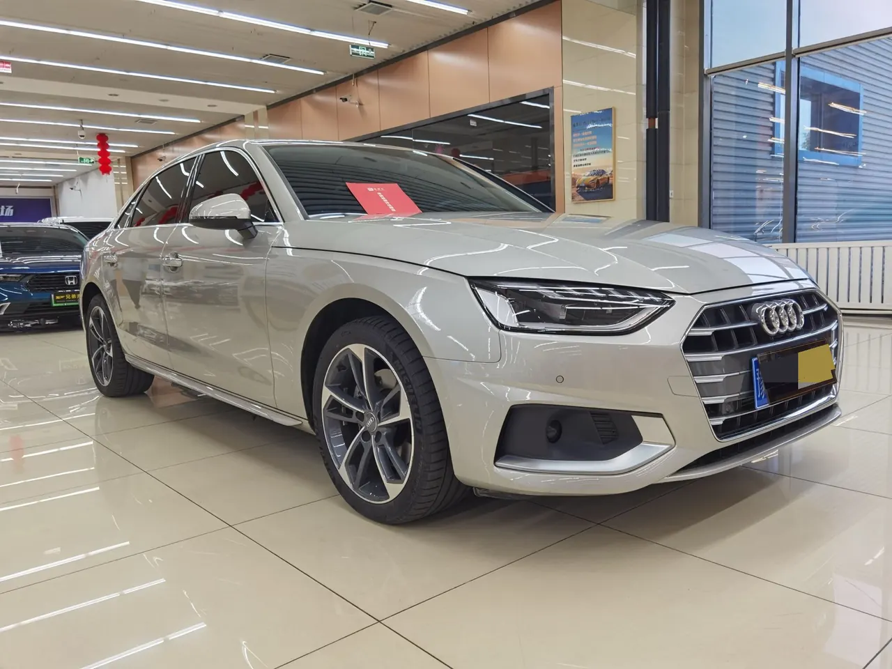 Audi 2020 A4L 2.0TFSI 40TFSI Fashion Elegant Automatic 2