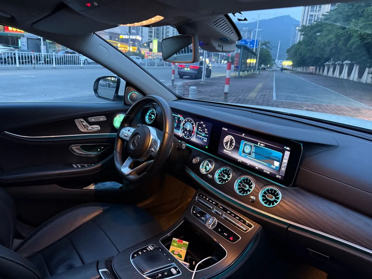 Mercedes Benz E Class 2020 E 300 L 2.0T Sports Luxury Automatic Gear 7