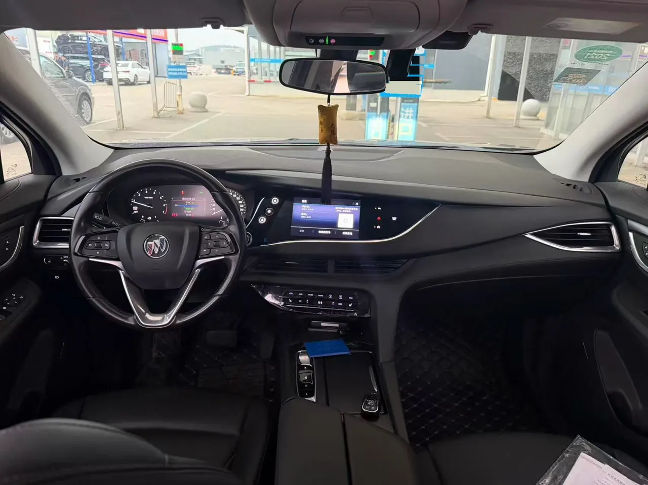 Buick 2020 Angke Flag 2.0T 28T Two-Drive Luxury Automatic Gear 5