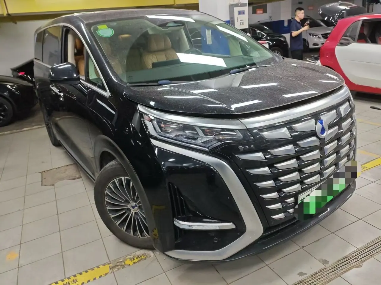 Denza 2024 Denza D9 DM-i 1.5T stepless 970 luxury automatic gear 2