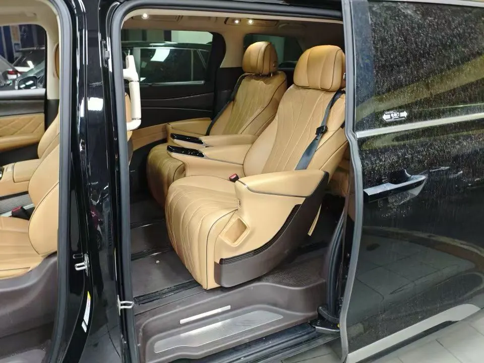 Denza 2024 Denza D9 DM-i 1.5T stepless 970 luxury automatic gear 4