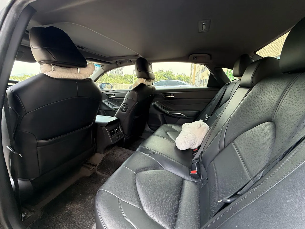 Toyota 2022 Asian Dragon 2.5 Deluxe Edition Automatic 5