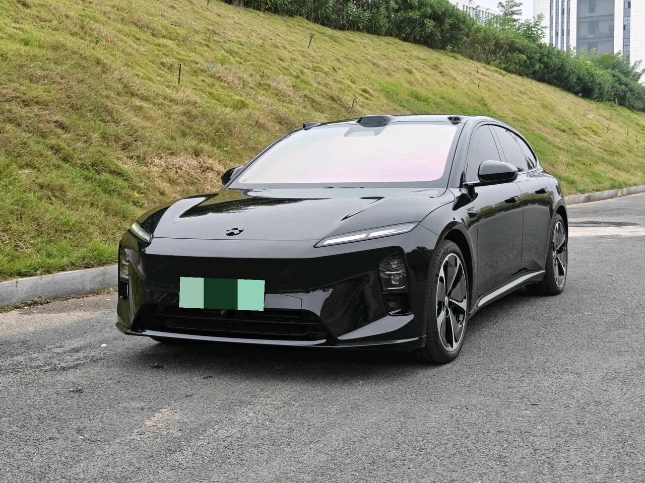 Open image lightbox: NIO 2025 ET5T 75kWh Touring automatic