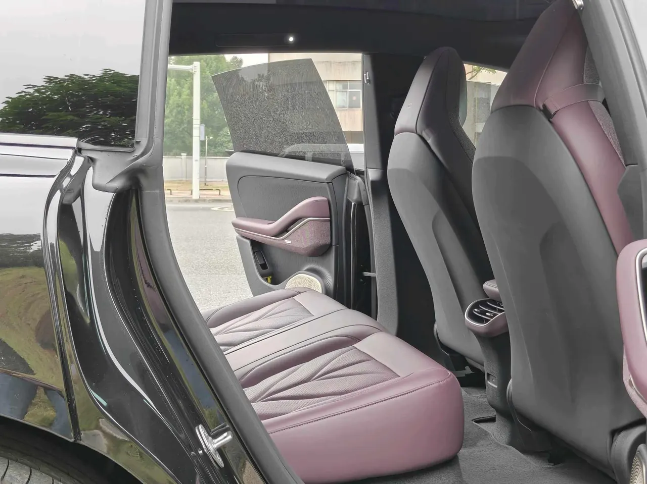 NIO 2025 ET5T 75kWh Touring automatic 8
