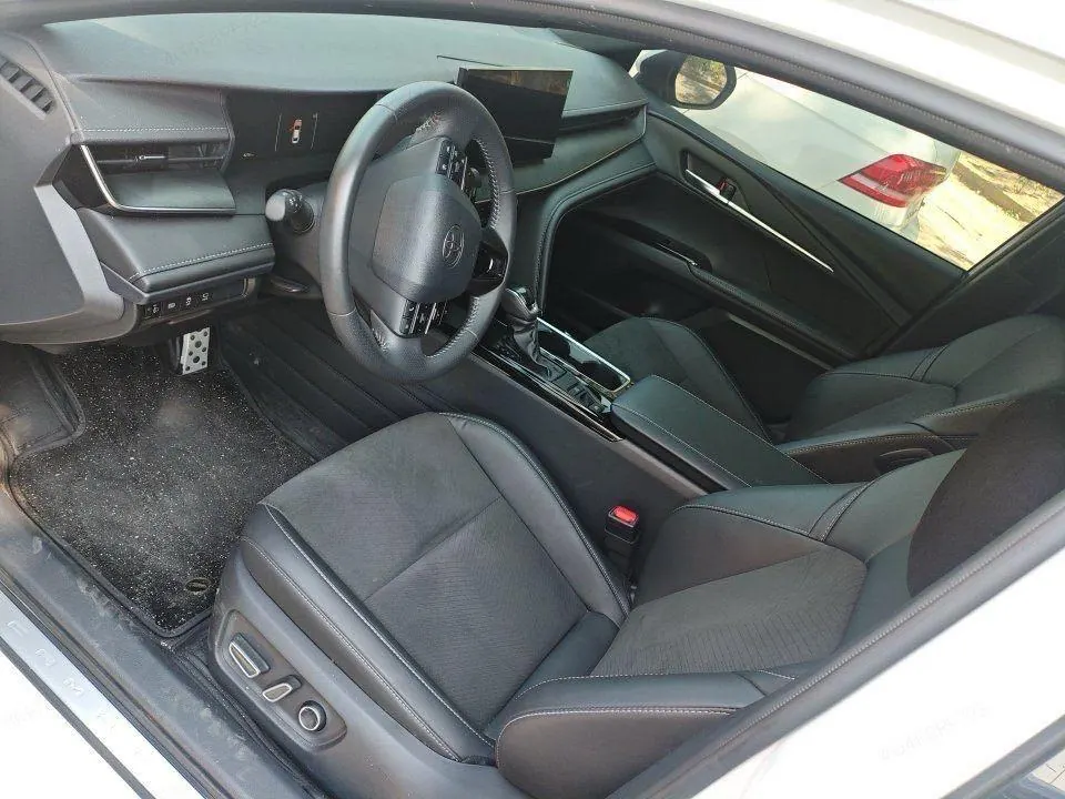 Toyota 2024 Camry Dual Engine 2.0HXS CVT Sport PLUS Edition Automatic Transmission 6