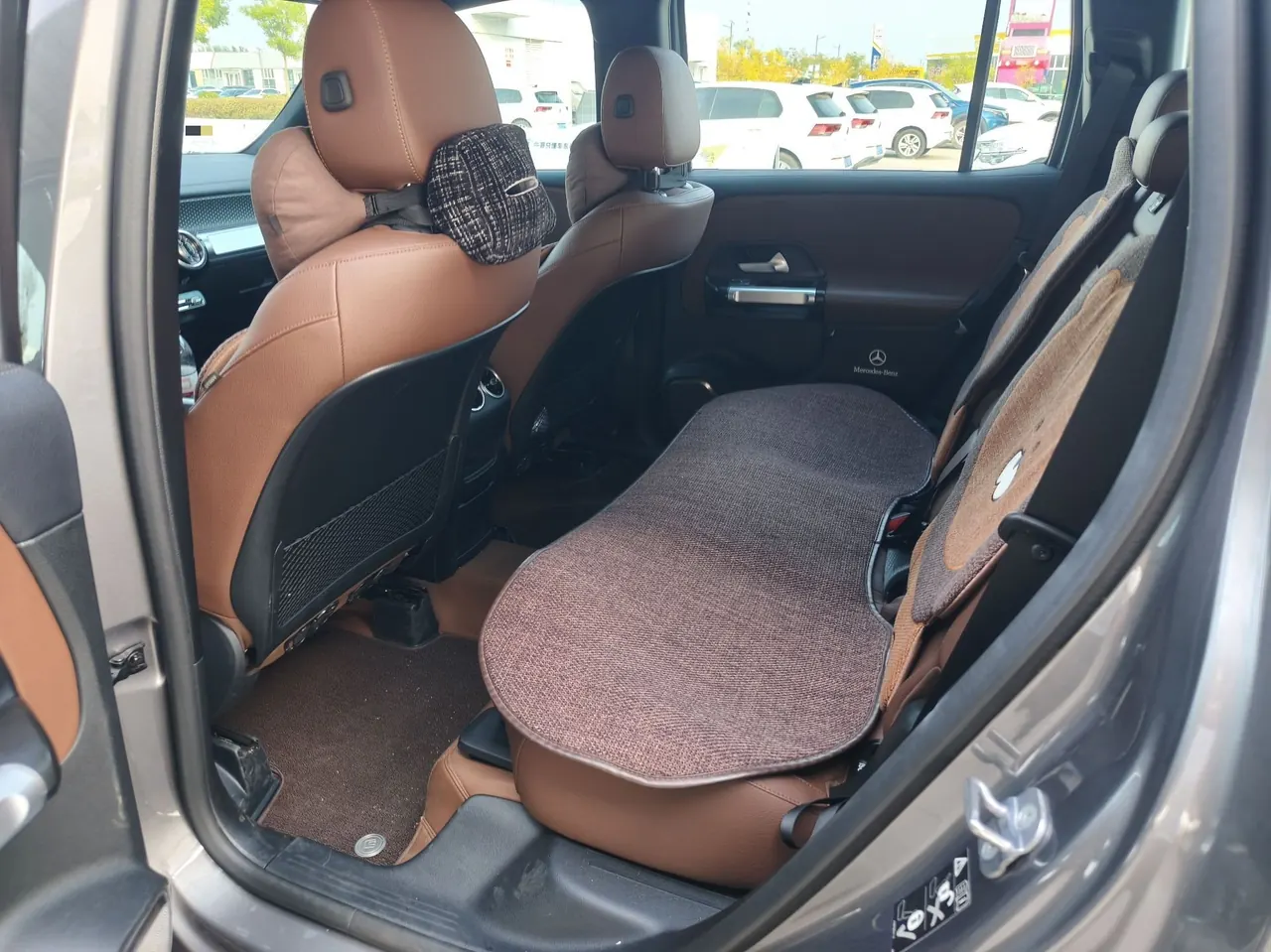 Mercedes Benz 2022 GLB 220 2.0T Dynamic Automatic 3