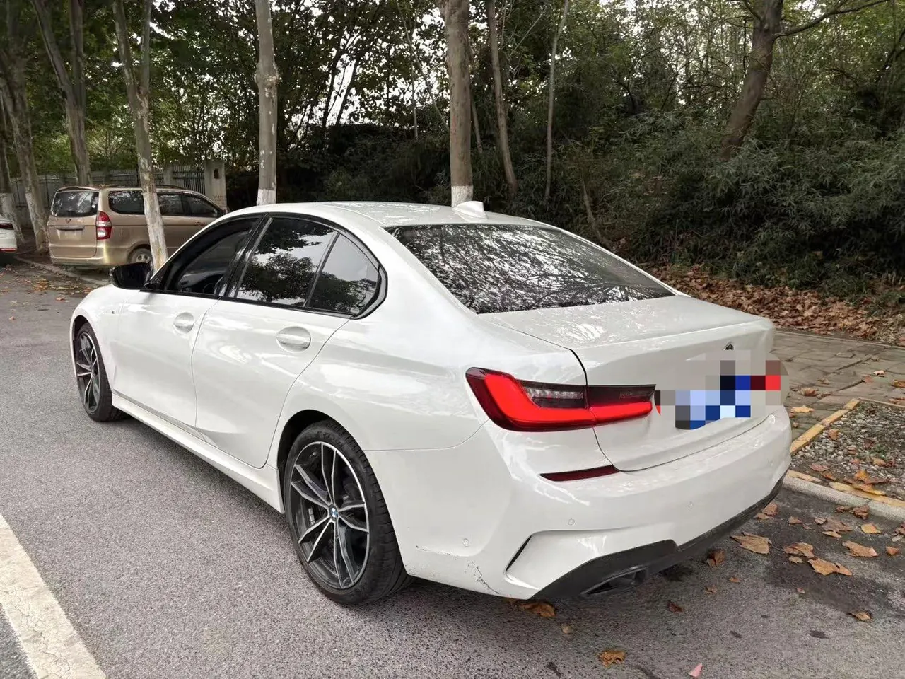 BMW 3 Series 2022 325i 2.0T M Sports Obsidian Night Kit (Changed) Automatic Gear 5