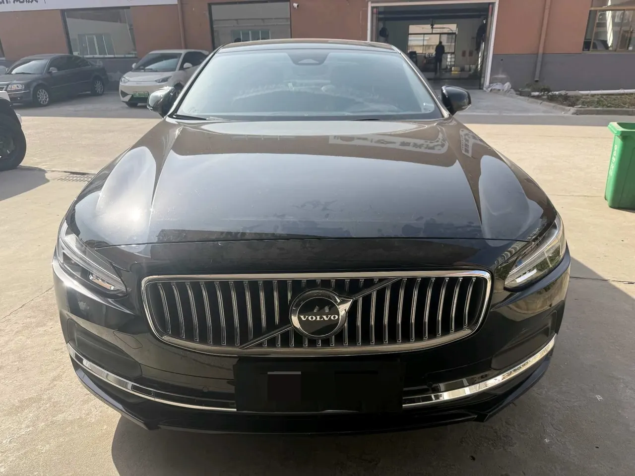 Volvo 2024 S90 48V 2.0T B5 Zhiyi Deluxe Edition Automatic Gear 2