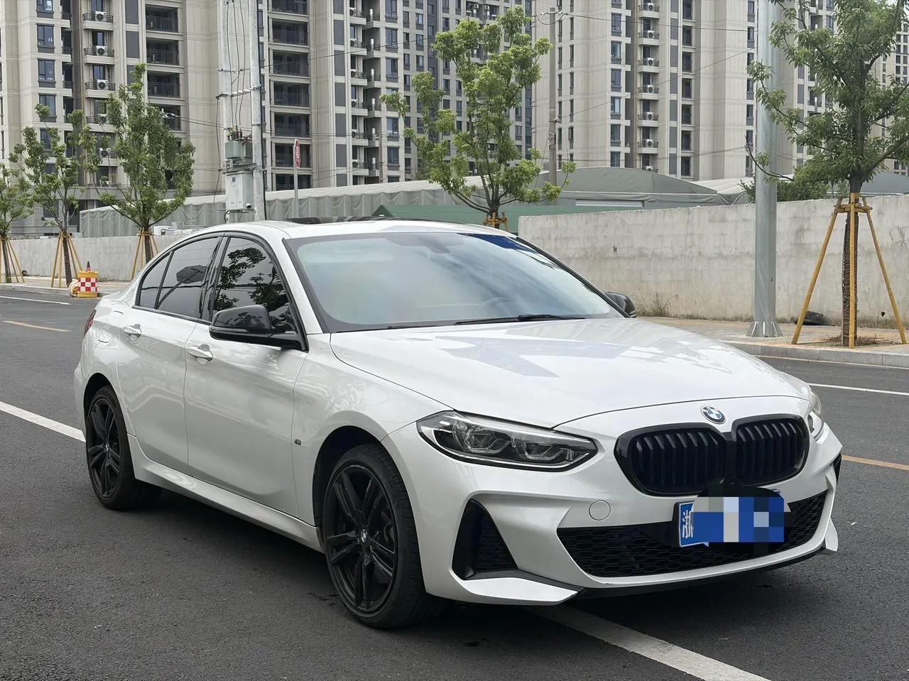 BMW 1 Series 2022 125i 2.0T M Sports Obsidian Night Edition Automatic Gear 2