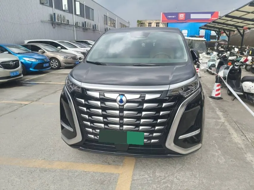 Denza 2022 Denza D9 DM-i 1.5T Stepless 970 Four-wheel Drive Honorable Automatic Gear 2