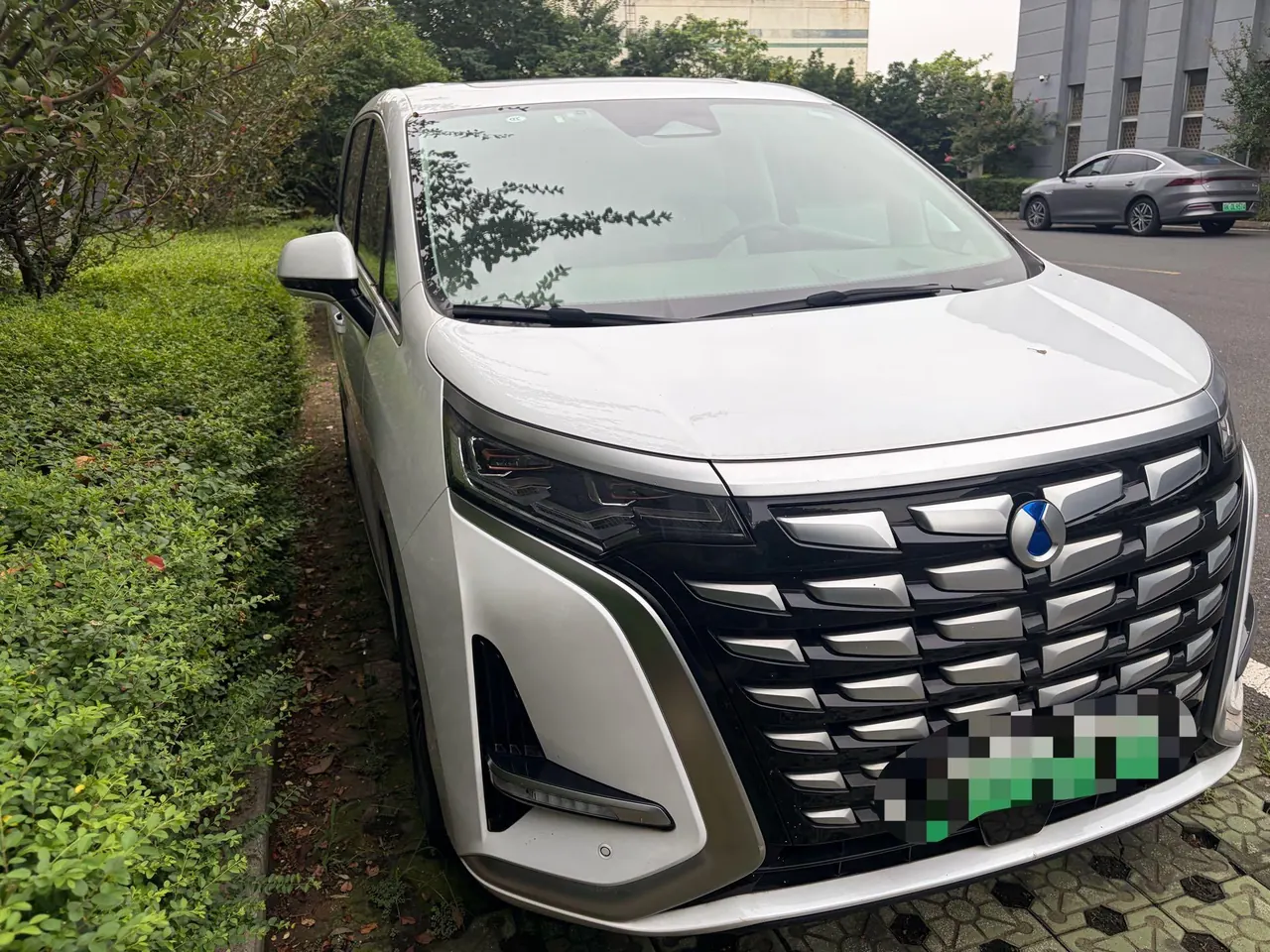 Denza 2022 Denza D9 DM-i 1.5T Stepless 970 Four-wheel Drive Honorable Automatic Gear 3