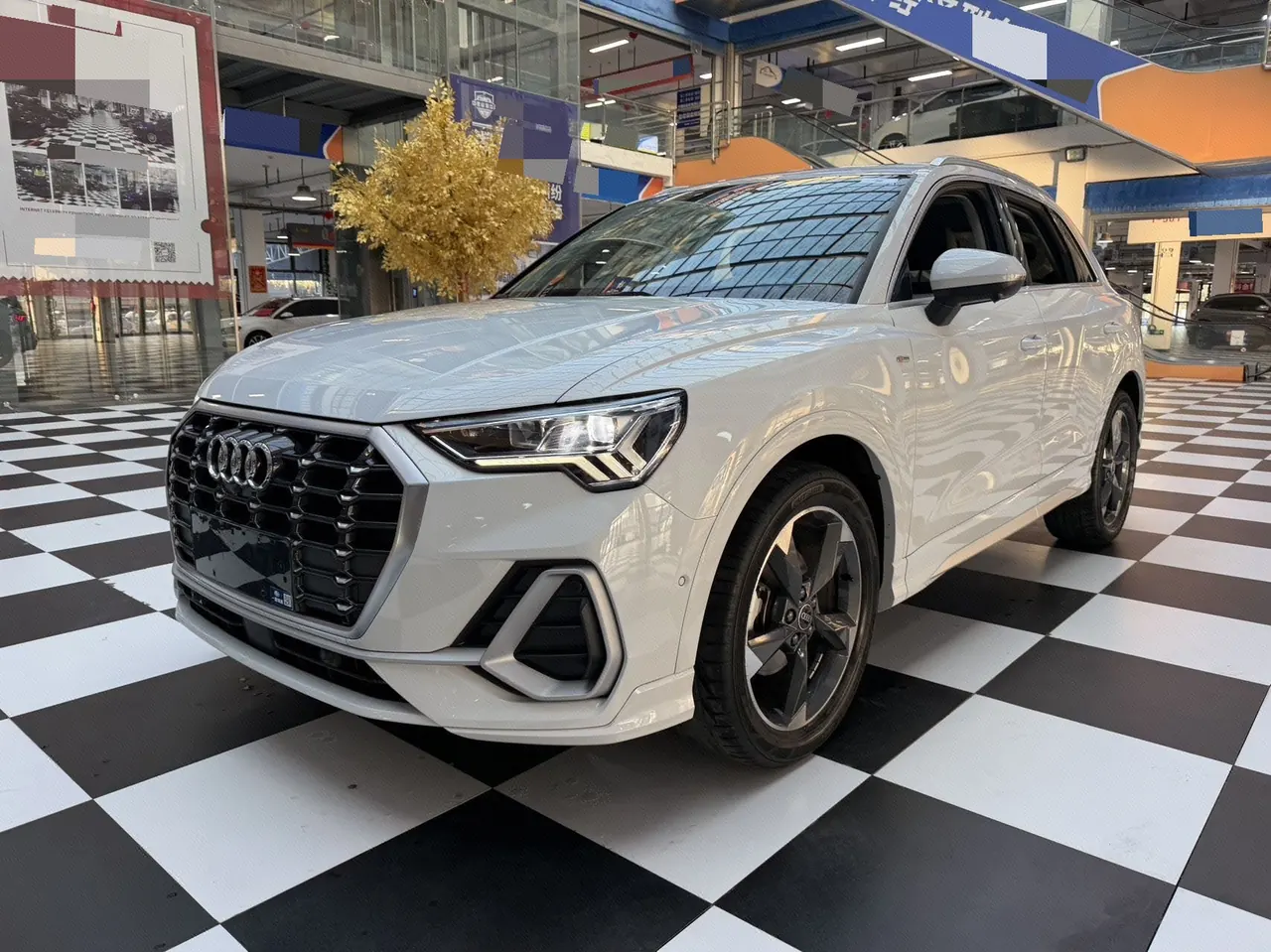 Open image lightbox: Audi 2022 Q3 1.4TFSI 35TFSI Fashion Dynamic Automatic