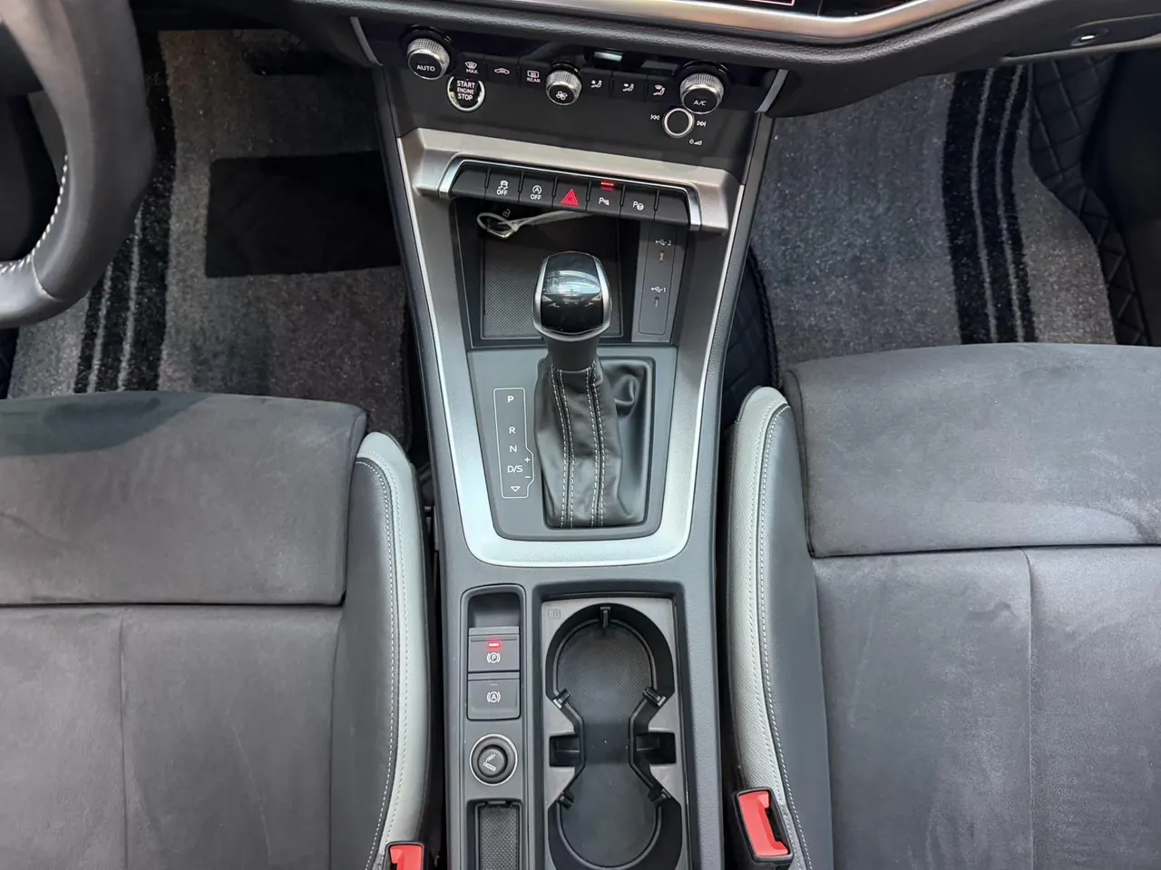 Audi 2022 Q3 1.4TFSI 35TFSI Fashion Dynamic Automatic 12