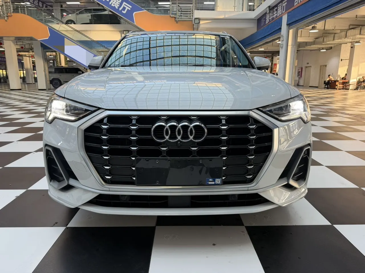 Audi 2022 Q3 1.4TFSI 35TFSI Fashion Dynamic Automatic 2