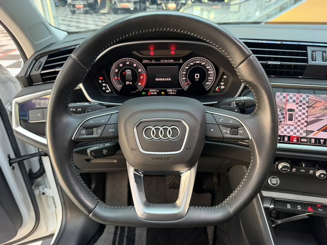 Audi 2022 Q3 1.4TFSI 35TFSI Fashion Dynamic Automatic 8