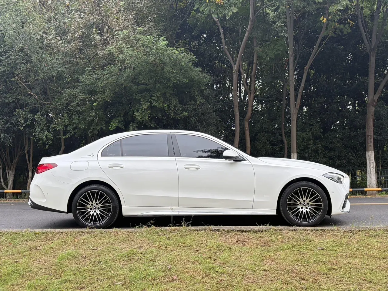 Mercedes Benz Class C 2024 C 260 L 48V 1.5T (Change 3) Automatic 3