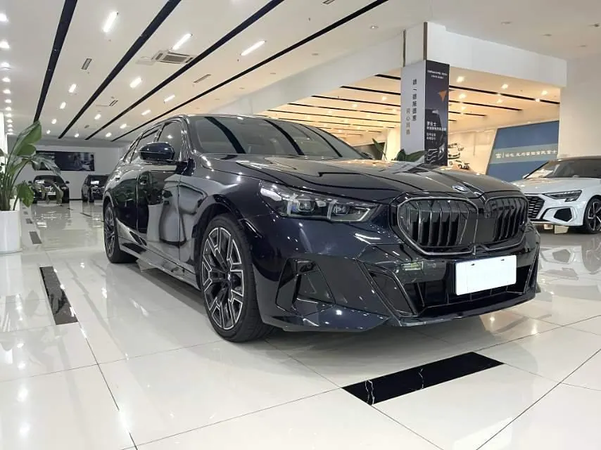 BMW 5 series 2024 530Li 48V 2.0T exclusive m sports suit automatic gear 2
