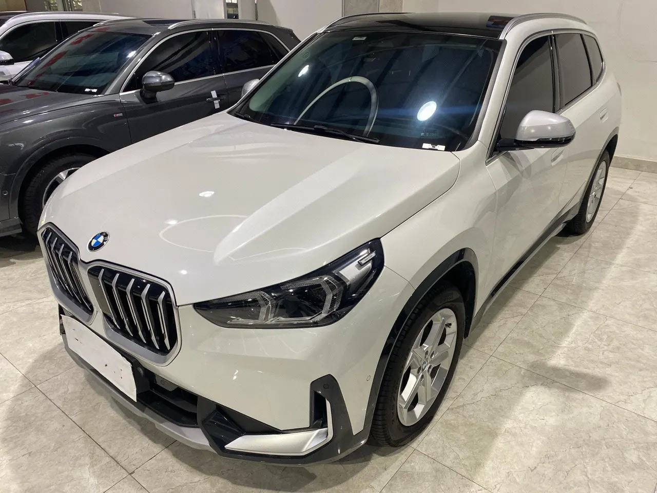 Открыть галерею: BMW 2024 X1 sDrive20Li 1.5T X design set automatic gear