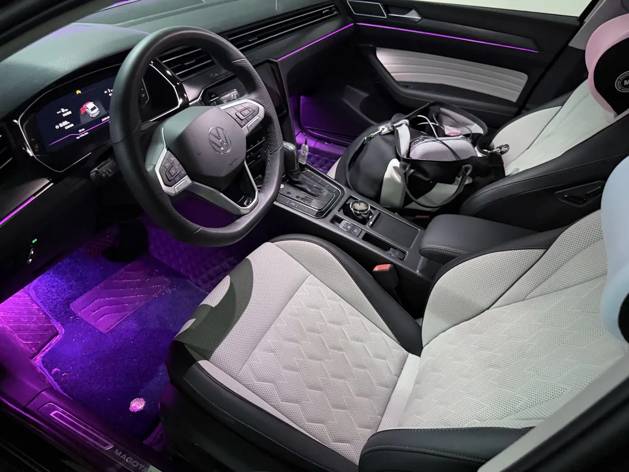 Volkswagen 2026 Magotan 2.0TSI 380TSI 30 million selected luxury automatic gear 3