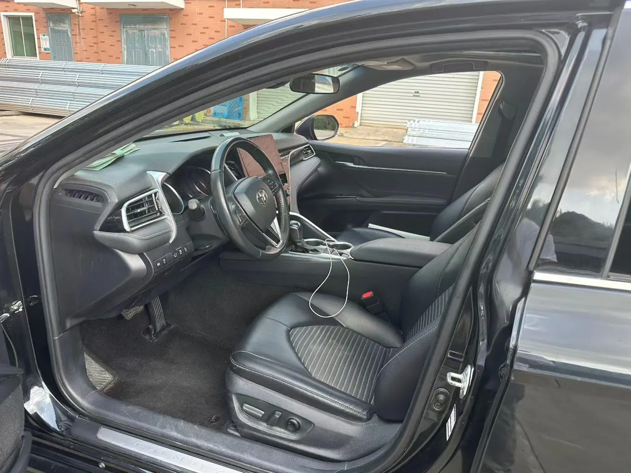 Toyota 2022 Camry 2.0S Stepless Knight Edition Automatic Gear 3
