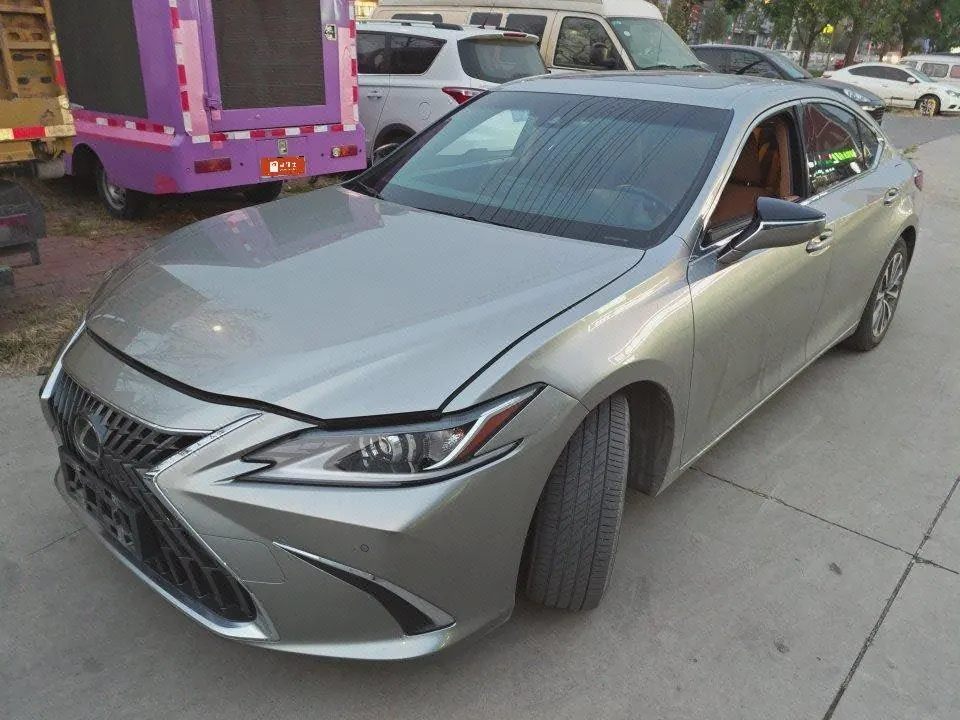 Open image lightbox: Lexus ES (Imported) 2022 ES300h 2.5 Stepless Excellence Edition Automatic Gear