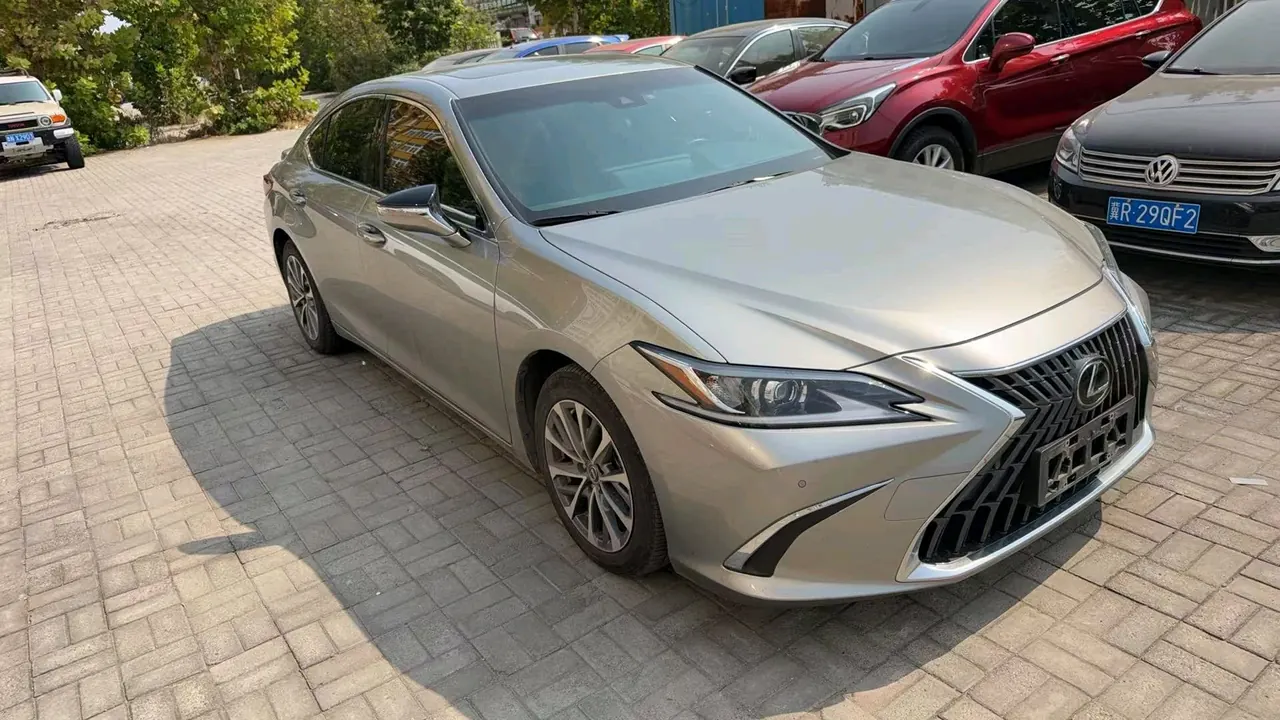 Lexus ES (Imported) 2022 ES300h 2.5 Stepless Excellence Edition Automatic Gear 2