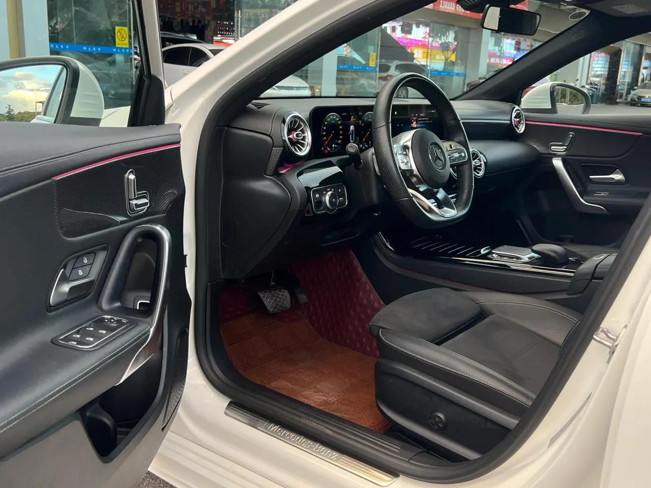 Mercedes Benz Class A 2021 A 200 L 1.3T Dynamic Automatic 7