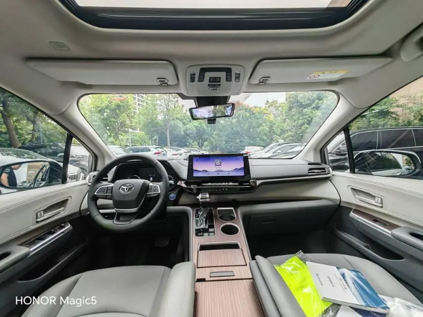 Toyota 2024 Grevia HYBRID 2.5 Stepless Deluxe Edition Automatic Transmission 7