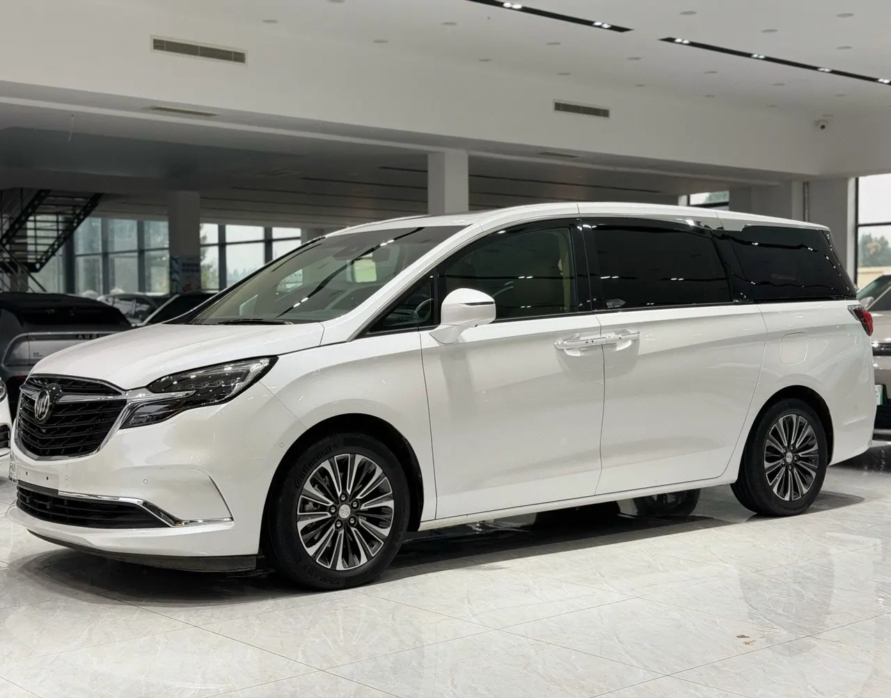 Open image lightbox: Buick 2021 GL8 ES Lu Zun 2.0T 653T Luxury Automatic Gear