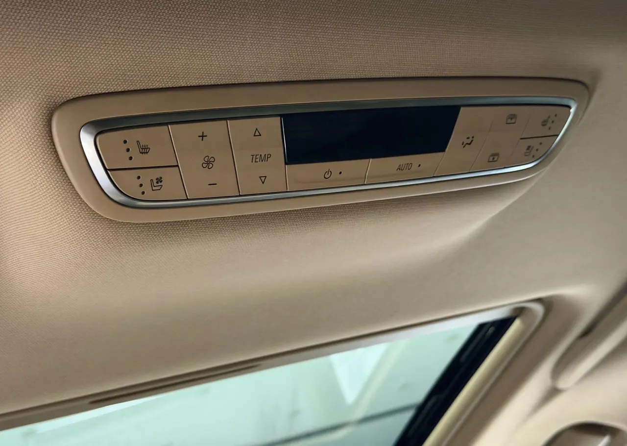 Buick 2021 GL8 ES Lu Zun 2.0T 653T Luxury Automatic Gear 7