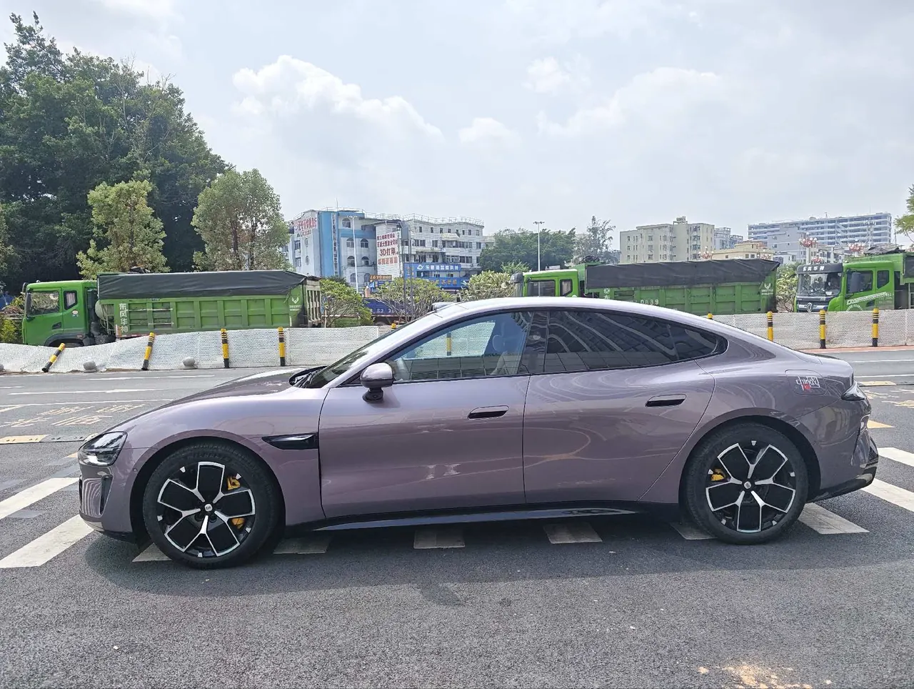 MI 2024 SU 7 800km 4-wheel drive ultra-long endurance high-end smart driving Max version automatic gear 2