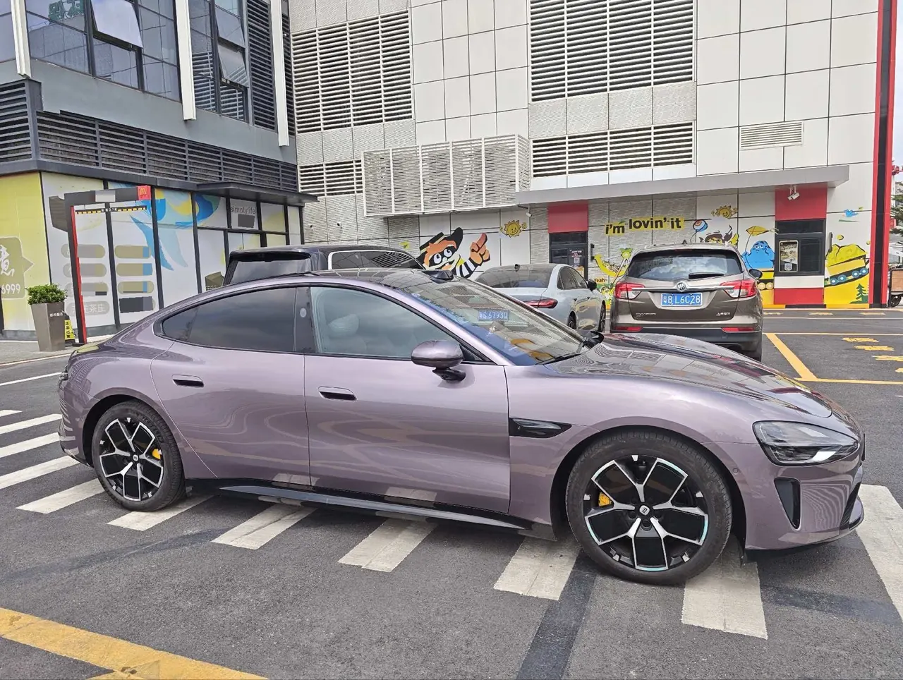 MI 2024 SU 7 800km 4-wheel drive ultra-long endurance high-end smart driving Max version automatic gear 9