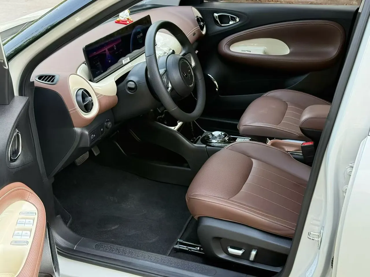 WuLing 2023 Plantronics 333km LingBox Connected Automatic Gear 4
