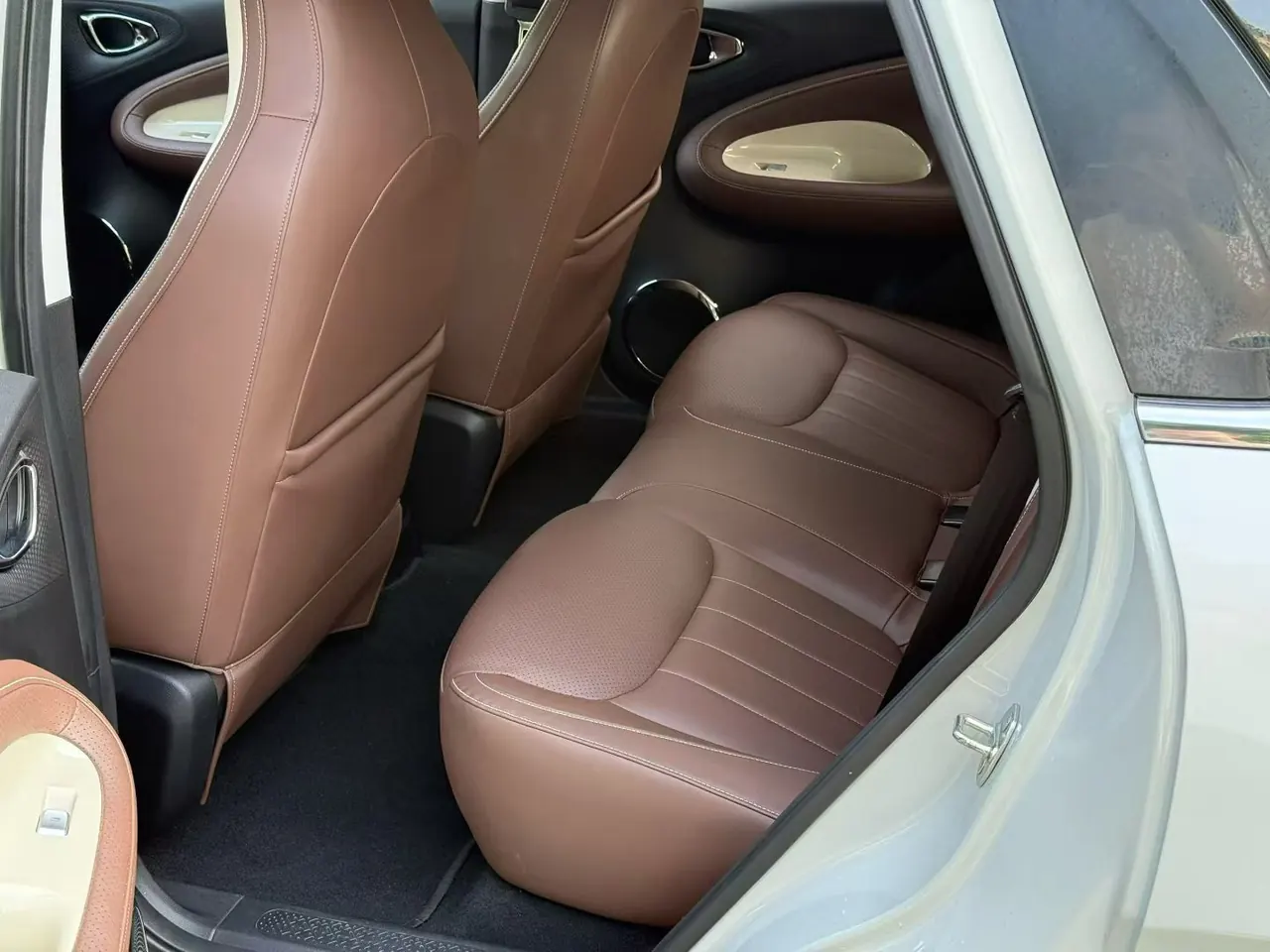 WuLing 2023 Plantronics 333km LingBox Connected Automatic Gear 5